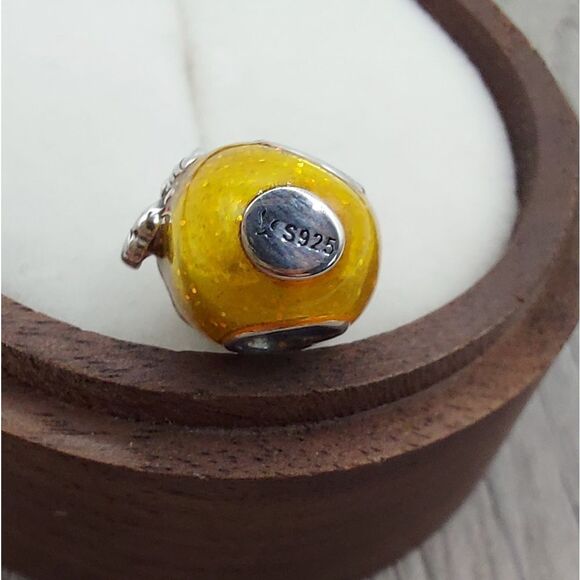 925 Sterling Silver Honey Pot Bumble Bee Charm - Picture 6 of 8